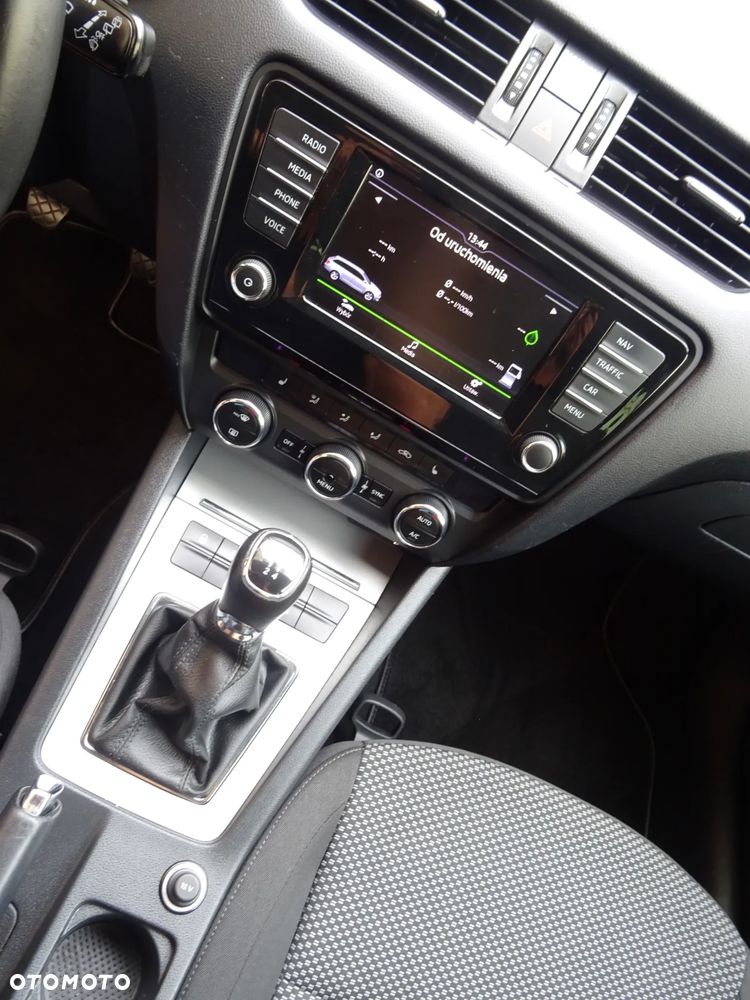 Skoda Octavia 1.6 TDI (Green tec) Style - 12