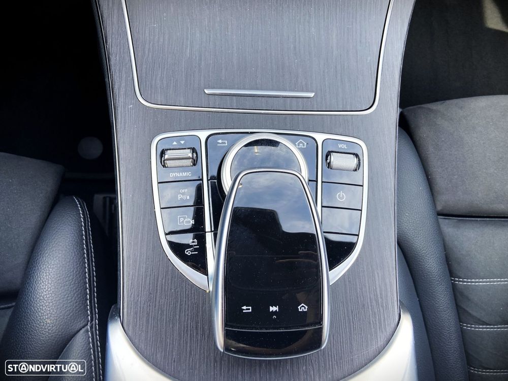 Mercedes-Benz C 300 de T 9G-TRONIC AMG Line - 19