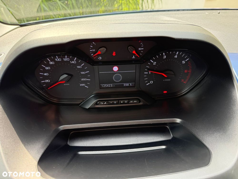 Peugeot Rifter 1.2 PureTech GT Line S&S - 24