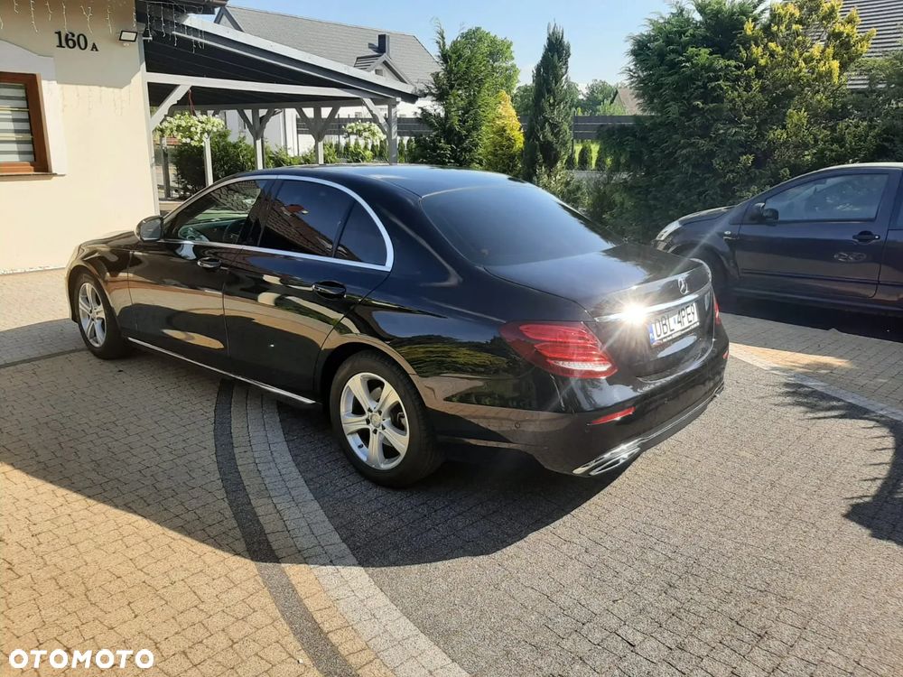Mercedes-Benz Klasa E 220 d 9G-TRONIC Avantgarde - 10