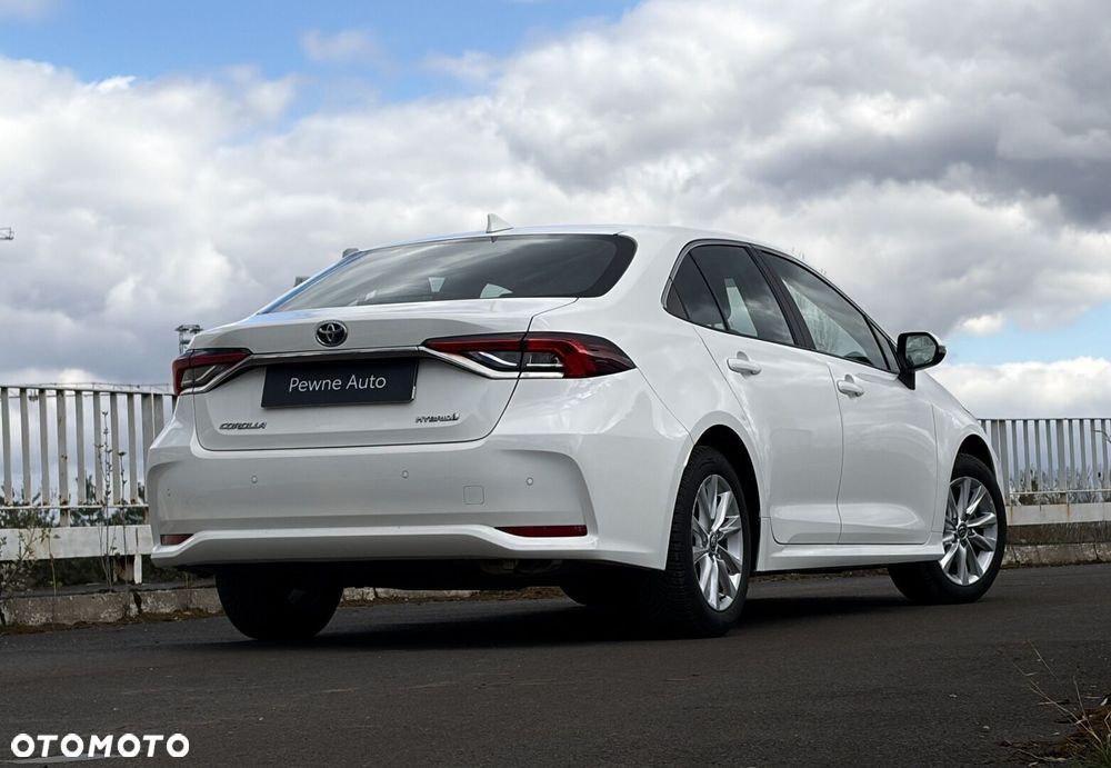 Toyota Corolla 1.8 Hybrid Comfort - 12