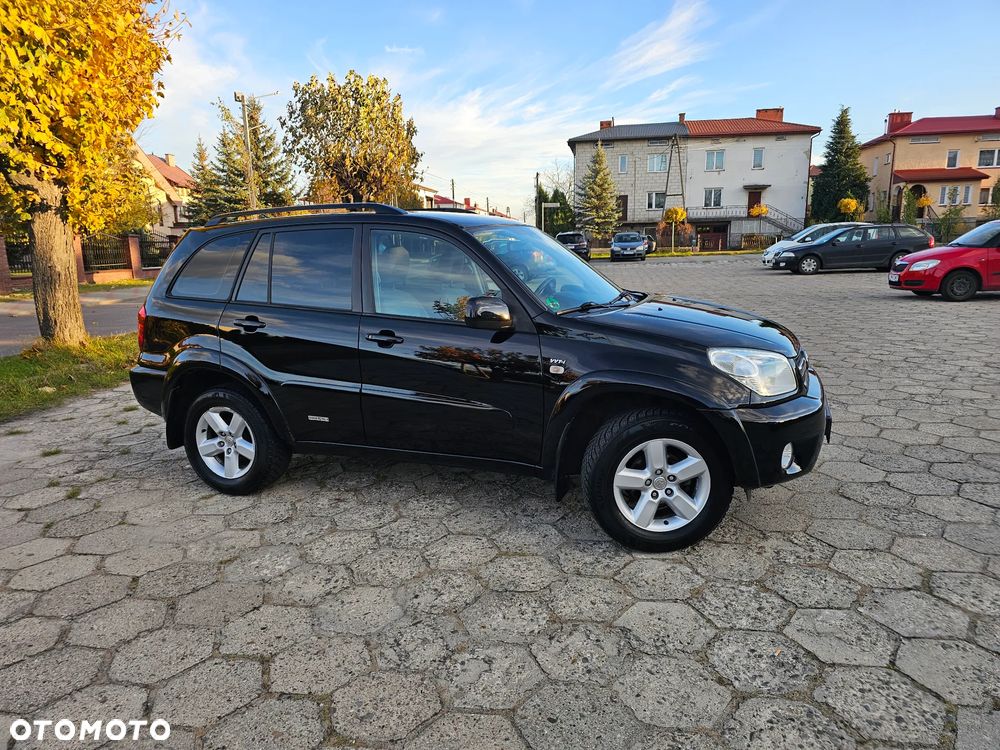 Toyota RAV4 2.0 VVT-i 4x4 - 21