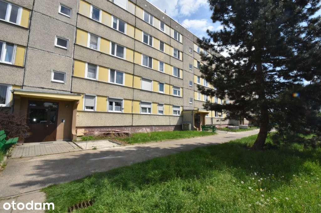 sprzedam mieszkanie 4 -pokojowe