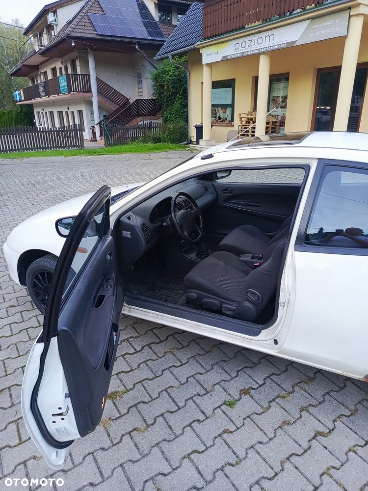 Mazda 323 - 5