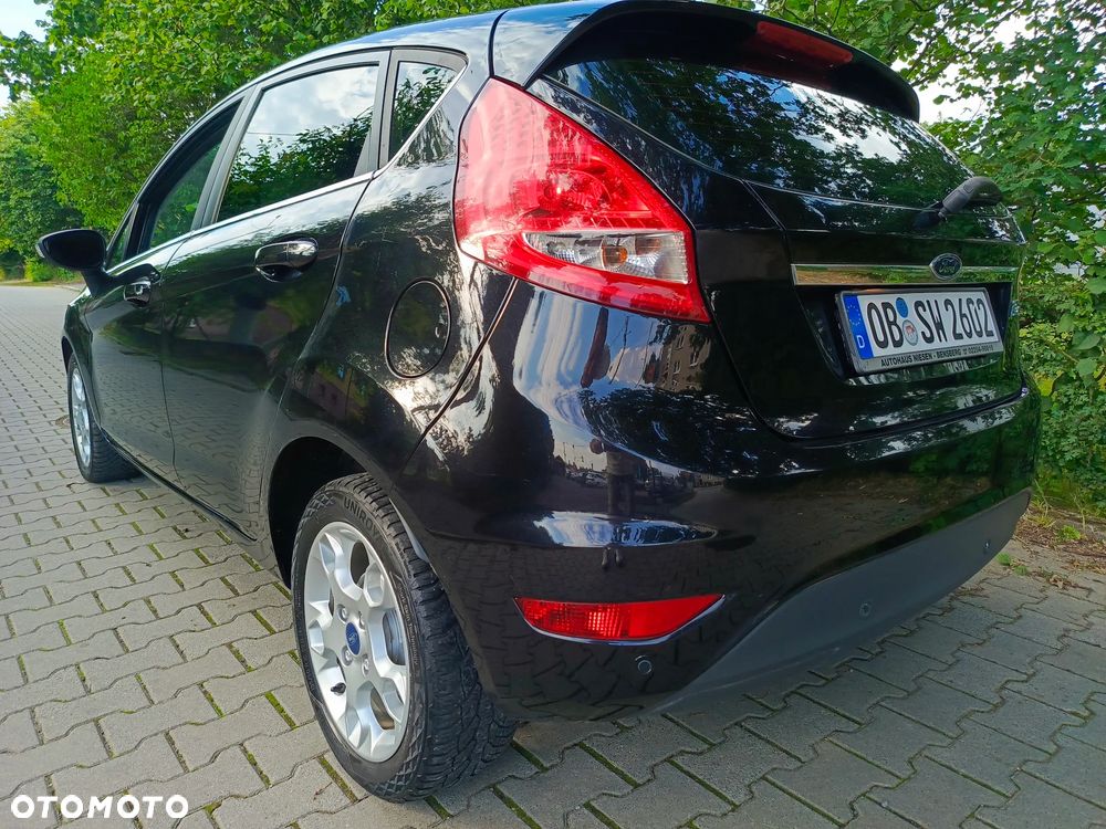 Ford Fiesta 1.25 Ambiente - 16