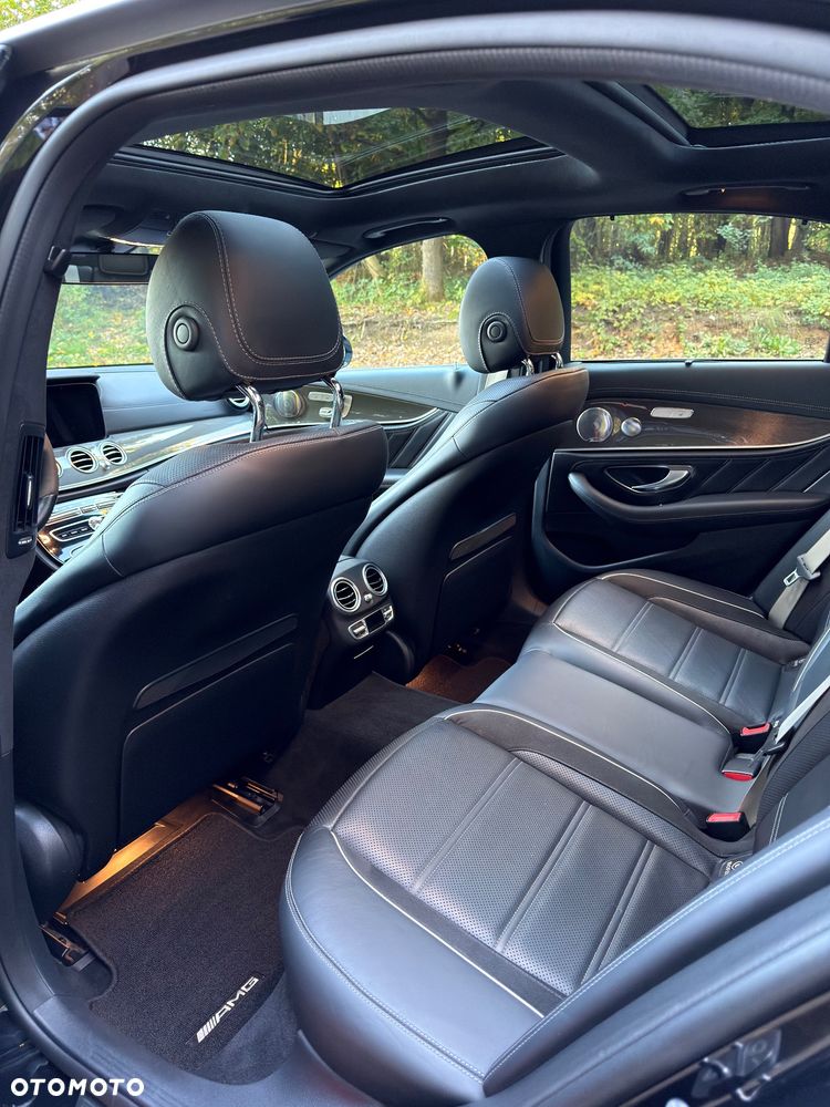 Mercedes-Benz Klasa E AMG 63 S 4-Matic+ - 16