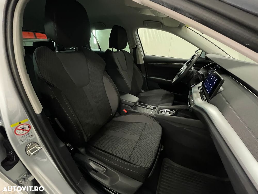 Skoda Octavia 2.0 TDI DSG Style - 11
