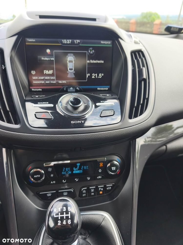 Ford Kuga 1.5 EcoBoost 2x4 Titanium - 9