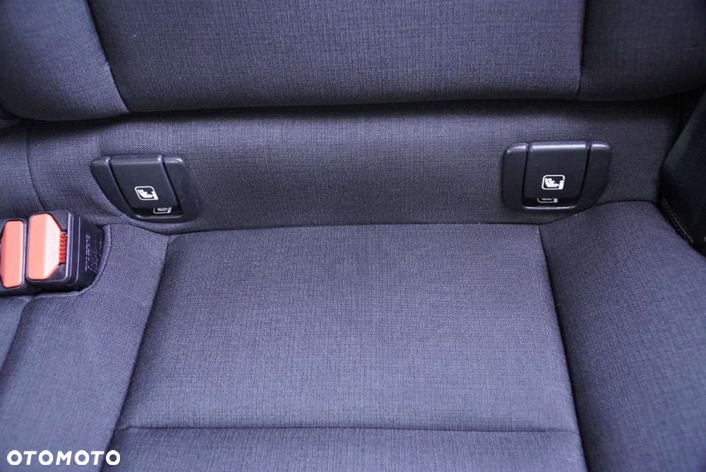 Volvo V60 D4 Geartronic Momentum Pro - 27