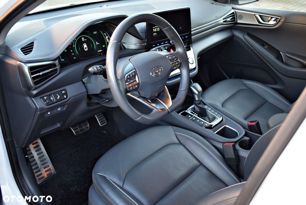 Hyundai IONIQ hybrid Platinum - 10