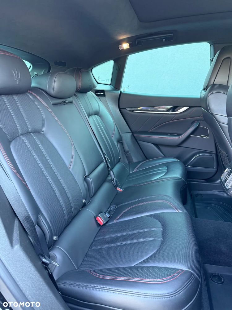 Maserati Levante S Q4 GranSport - 32