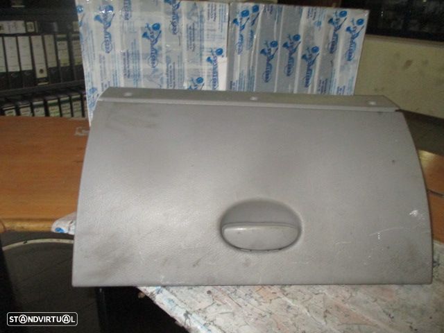 Porta Luvas 9631317477B02 CITROEN XSARA PICASSO 2005 Cinza - 1