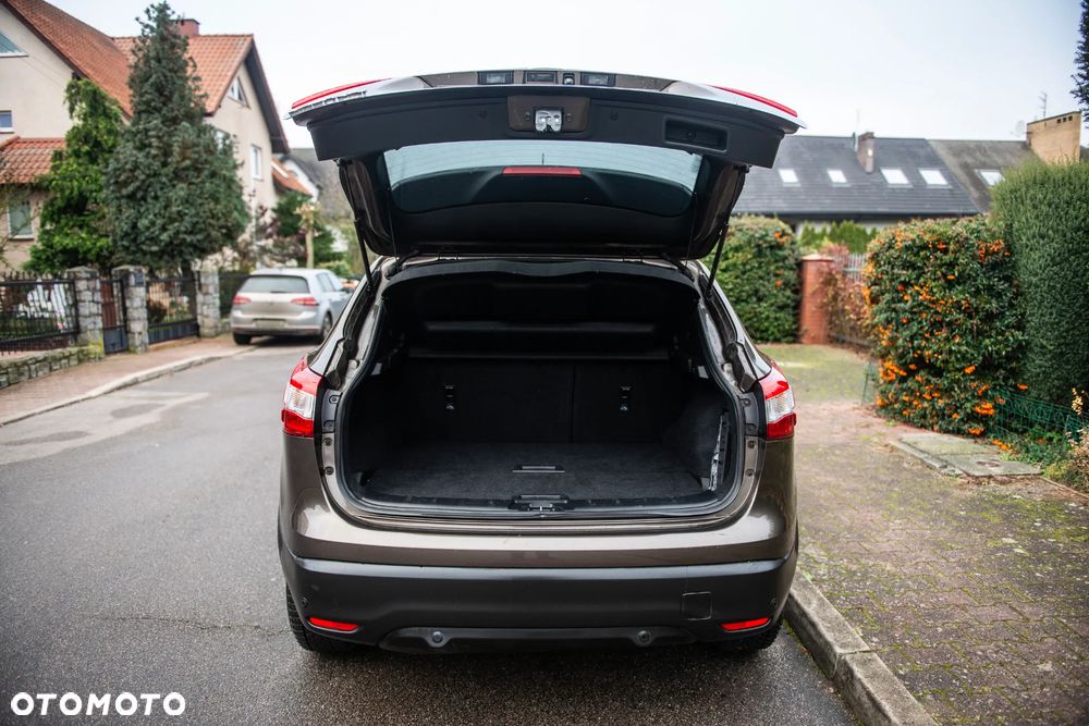 Nissan Qashqai 1.2 DIG-T Xtronic 360 - 14