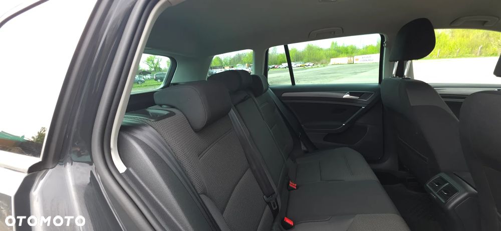 Volkswagen Golf 1.0 TSI IQ Drive - 15