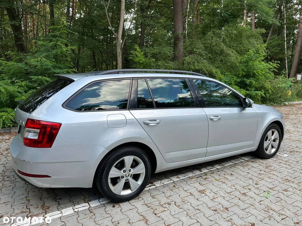 Skoda Octavia 2.0 TDI Ambition DSG - 11