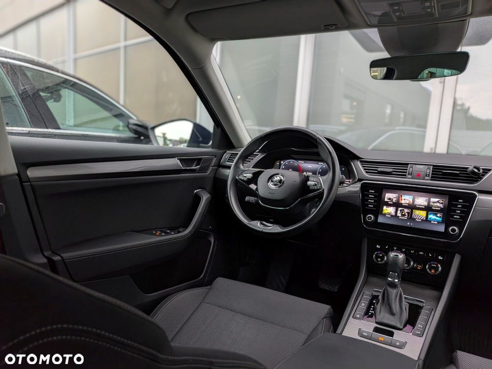 Skoda Superb 2.0 TDI SCR Style DSG - 18