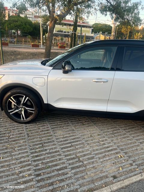 Volvo XC 40 1.5 T5 PHEV R-Design - 1