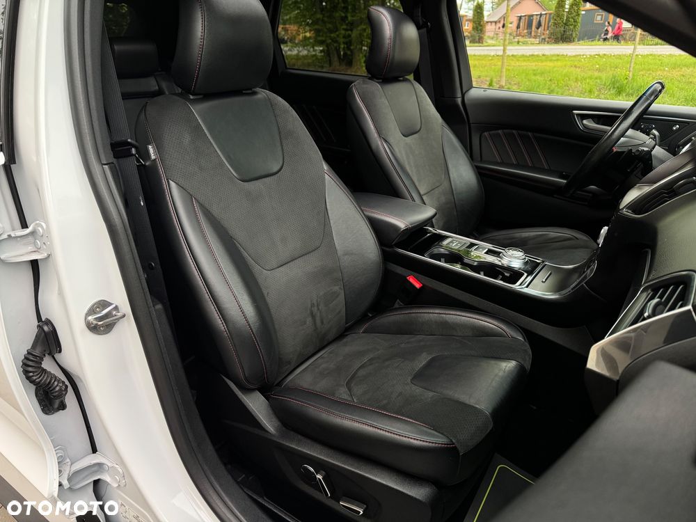Ford Edge 2.0 EcoBlue Bi-Turbo 4x4 ST-LINE - 35