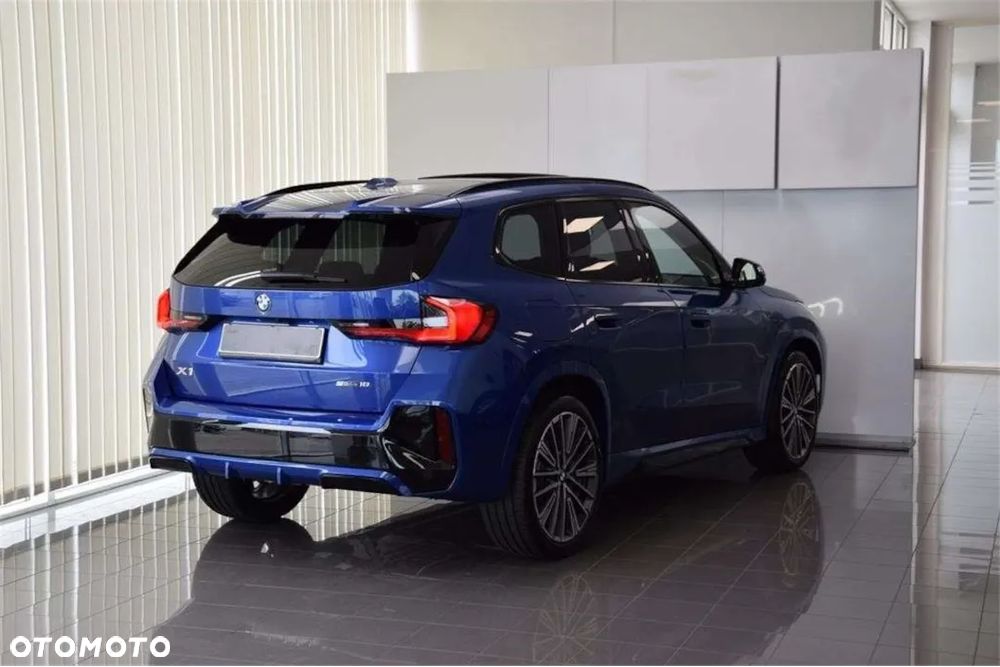 BMW X1 sDrive18i - 2