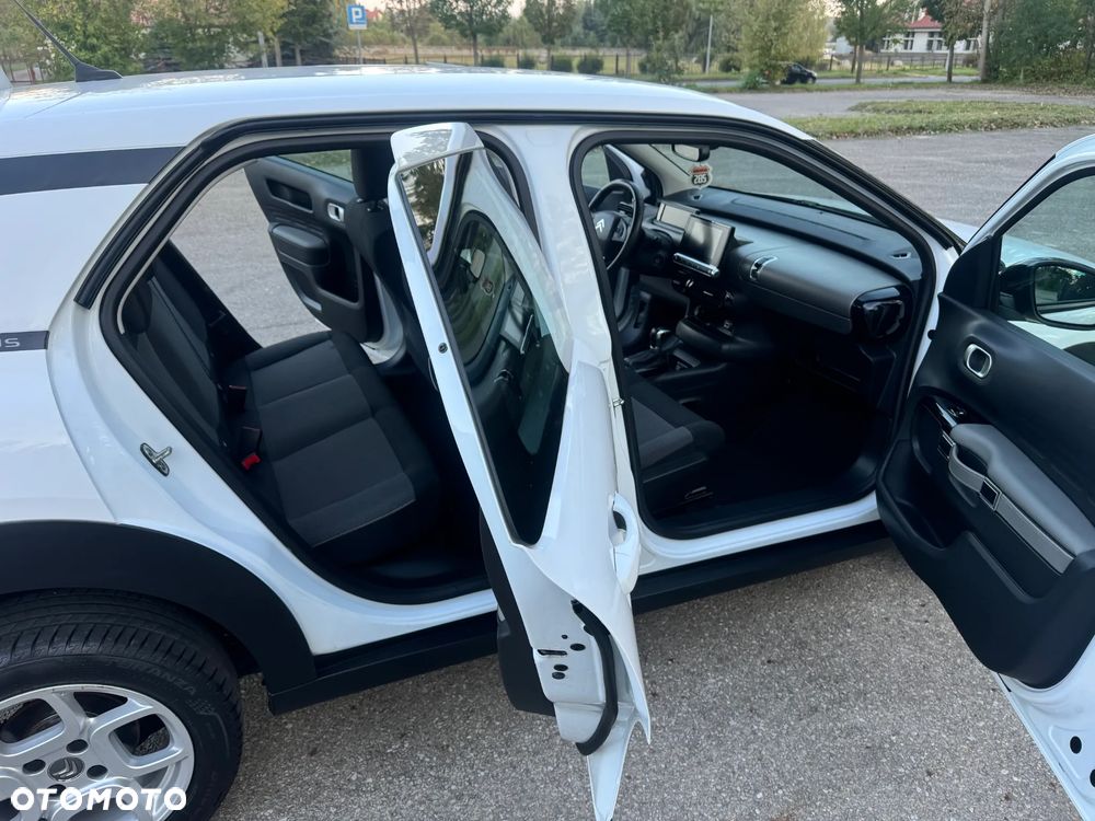 Citroën C4 Cactus - 13