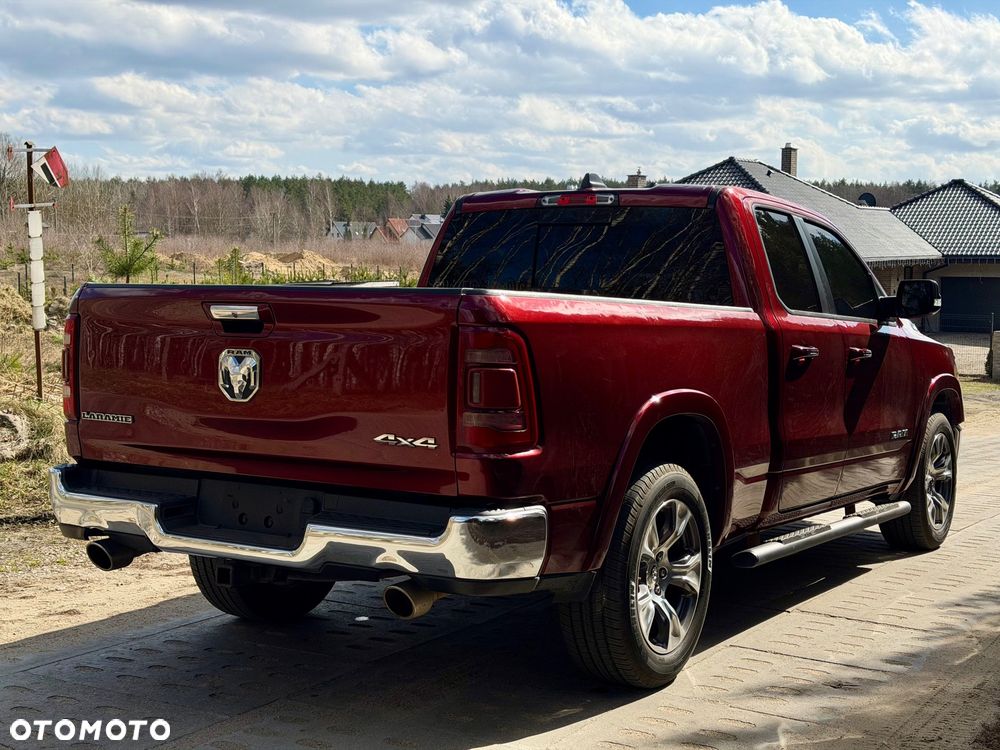 RAM 1500 Quad Cab Laramie - 4
