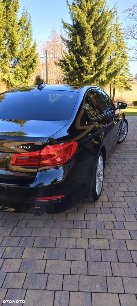BMW Seria 5 520d Efficient Dynamics Sport Line sport - 2