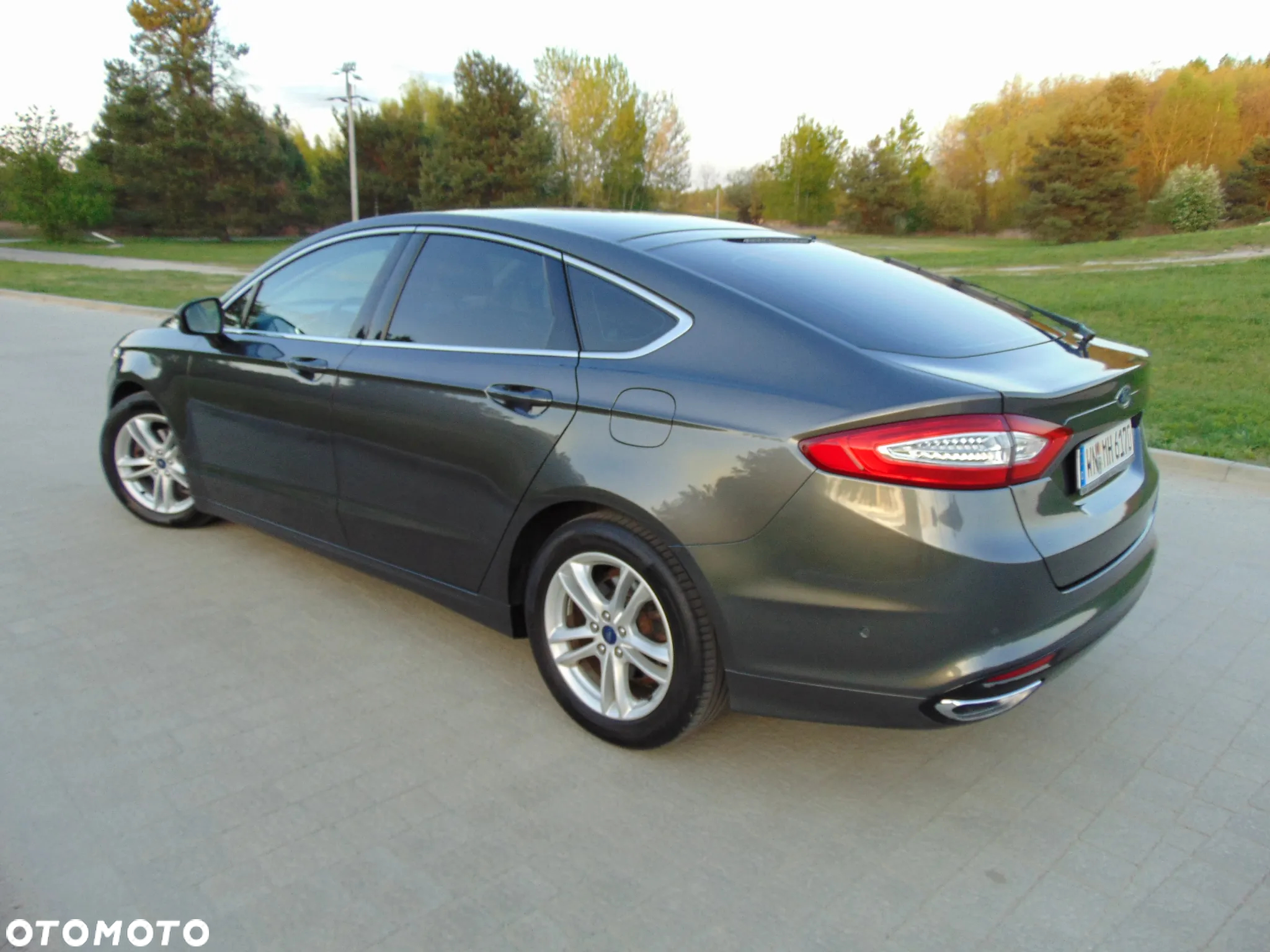 Ford Mondeo 2.0 EcoBoost Start-Stopp Autom Titanium - 34