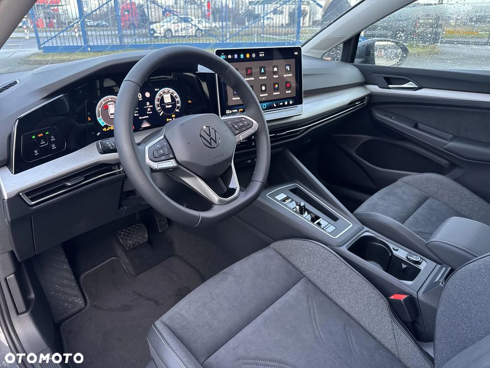 Volkswagen Golf 1.5 eTSI OPF DSG Life - 10