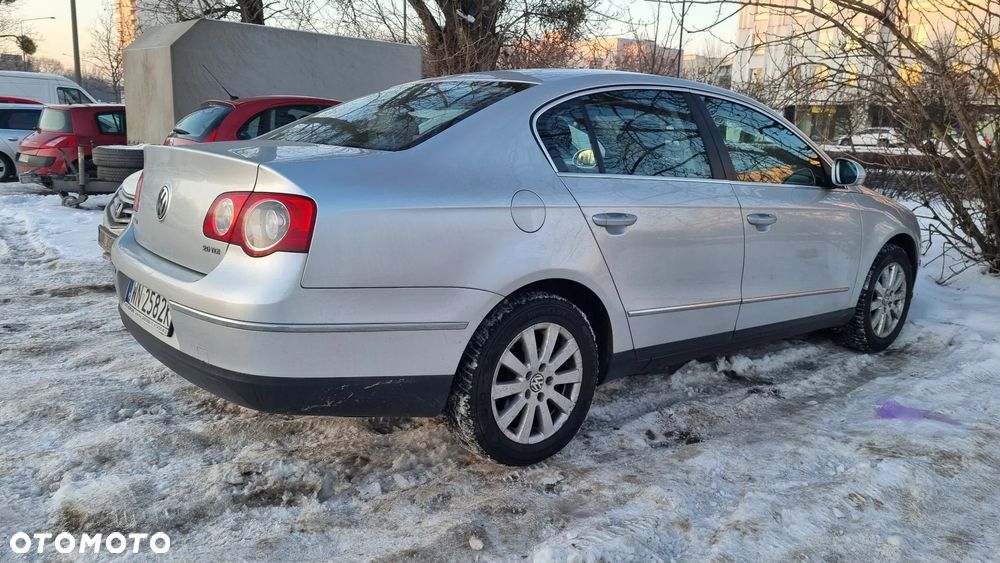 Volkswagen Passat 2.0 TDI DPF Comfortline DSG - 10