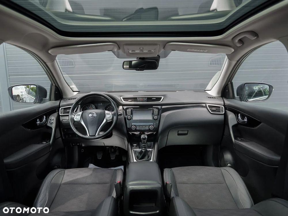Nissan Qashqai 1.6 DCi Tekna+ - 17