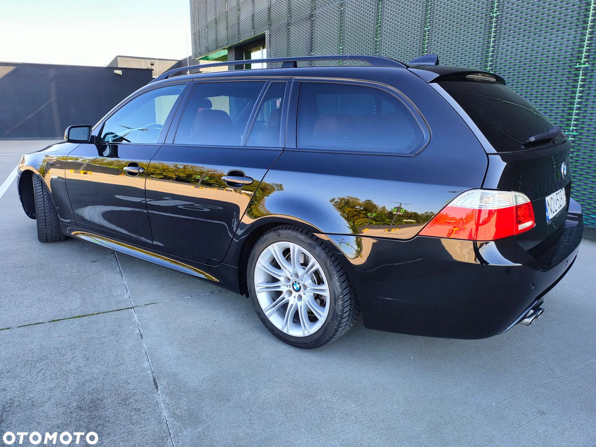 BMW Seria 5 530i Touring - 6
