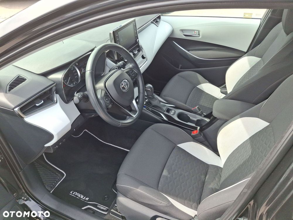 Toyota Corolla 1.8 Hybrid Comfort - 10
