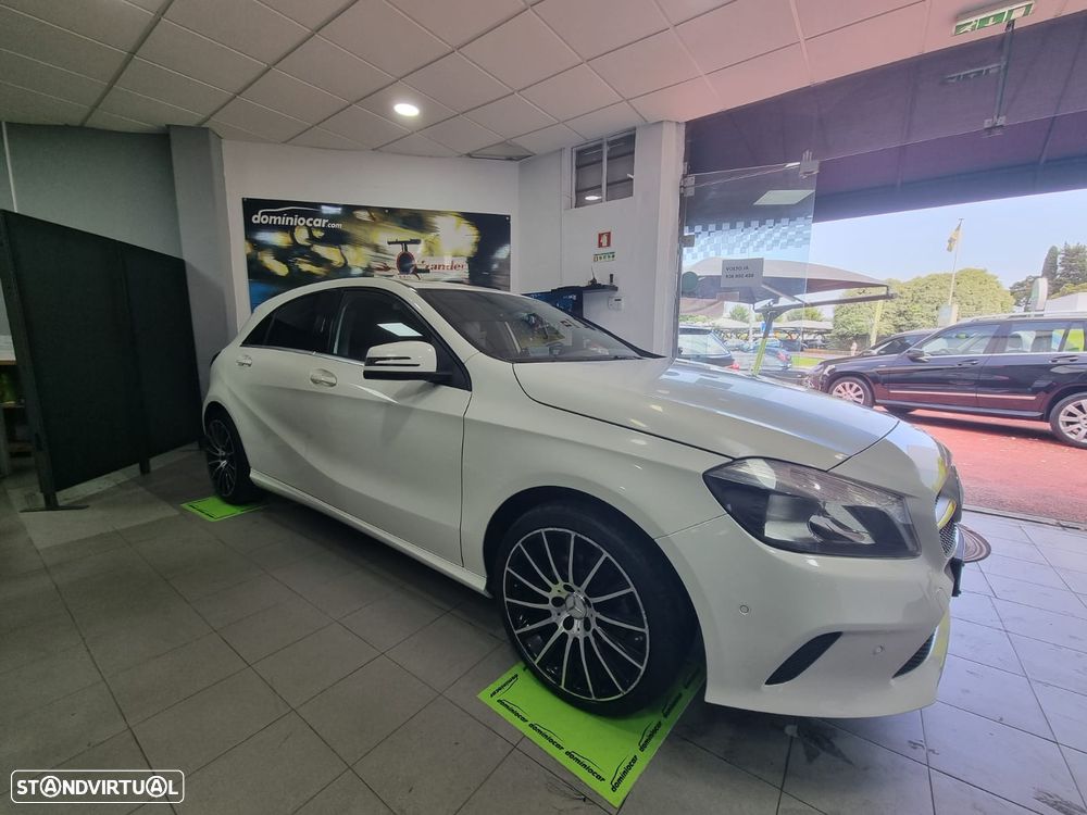 Mercedes-Benz A 180 d AMG Line - 19