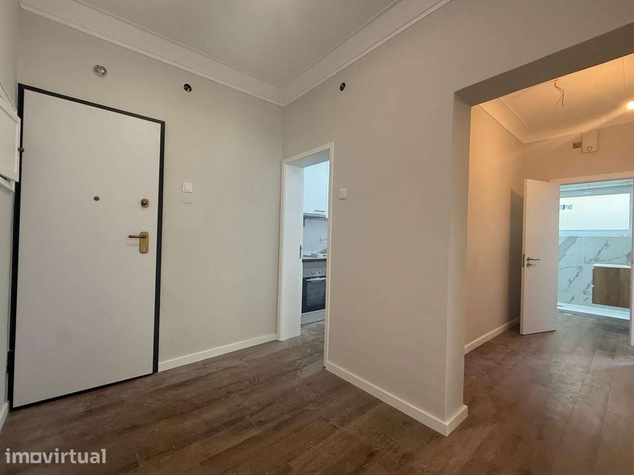 Apartamento T2 com acesso a quintal na Penha de Franca - Grande imagem: 4/18