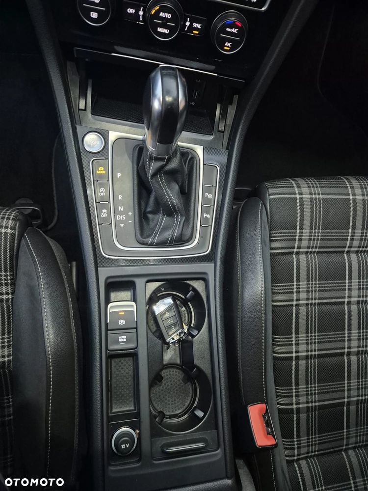 Volkswagen Golf 2.0 TDI BMT GTD DSG - 14