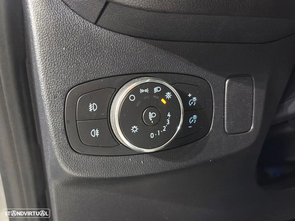 Ford Puma 1.0 EcoBoost MHEV Titanium Design - 23