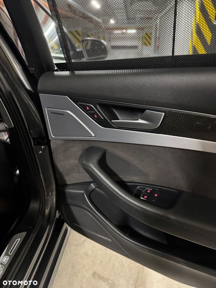 Audi S8 4.0 TFSI Quattro - 16