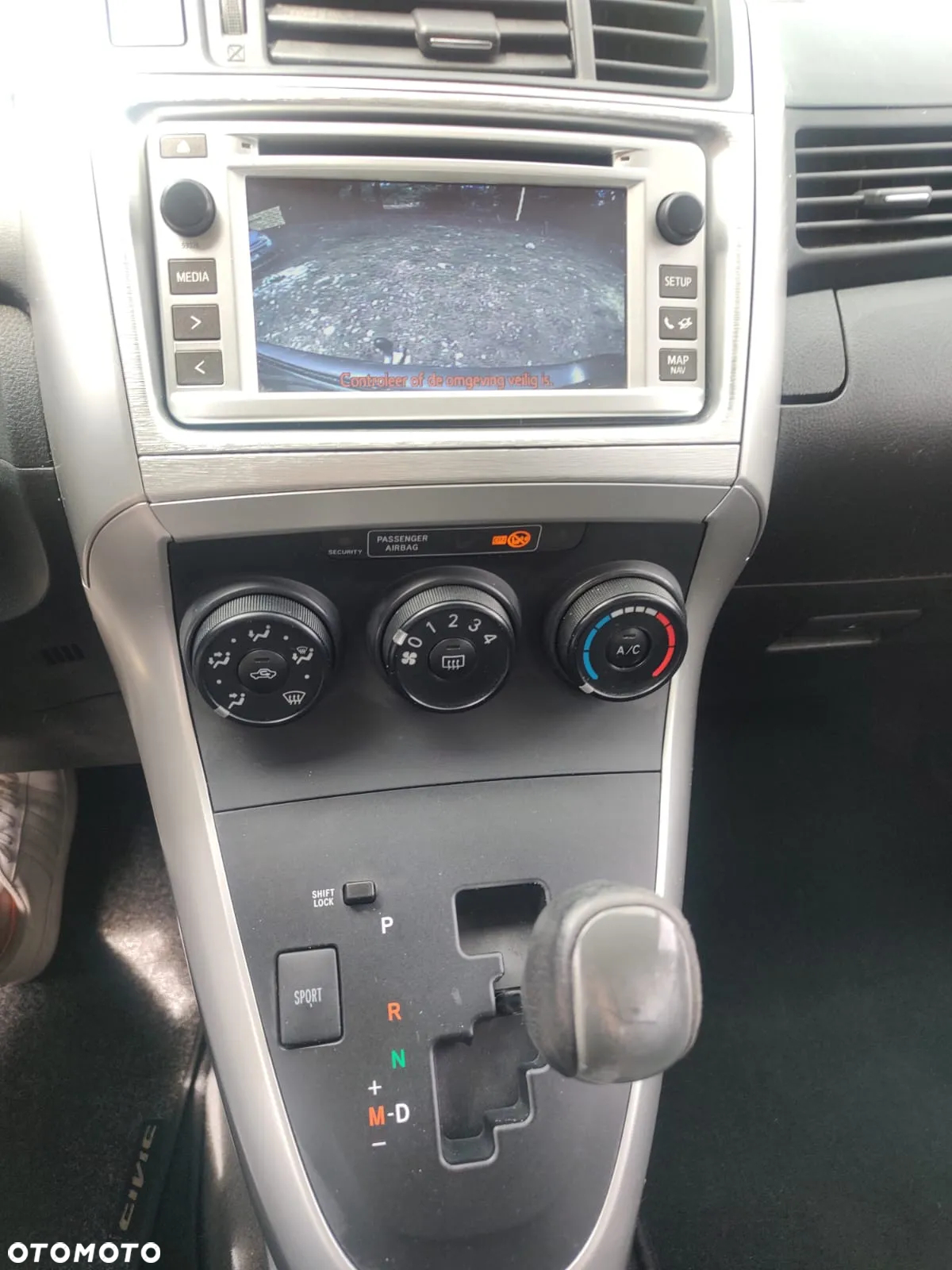 Toyota Verso - 12
