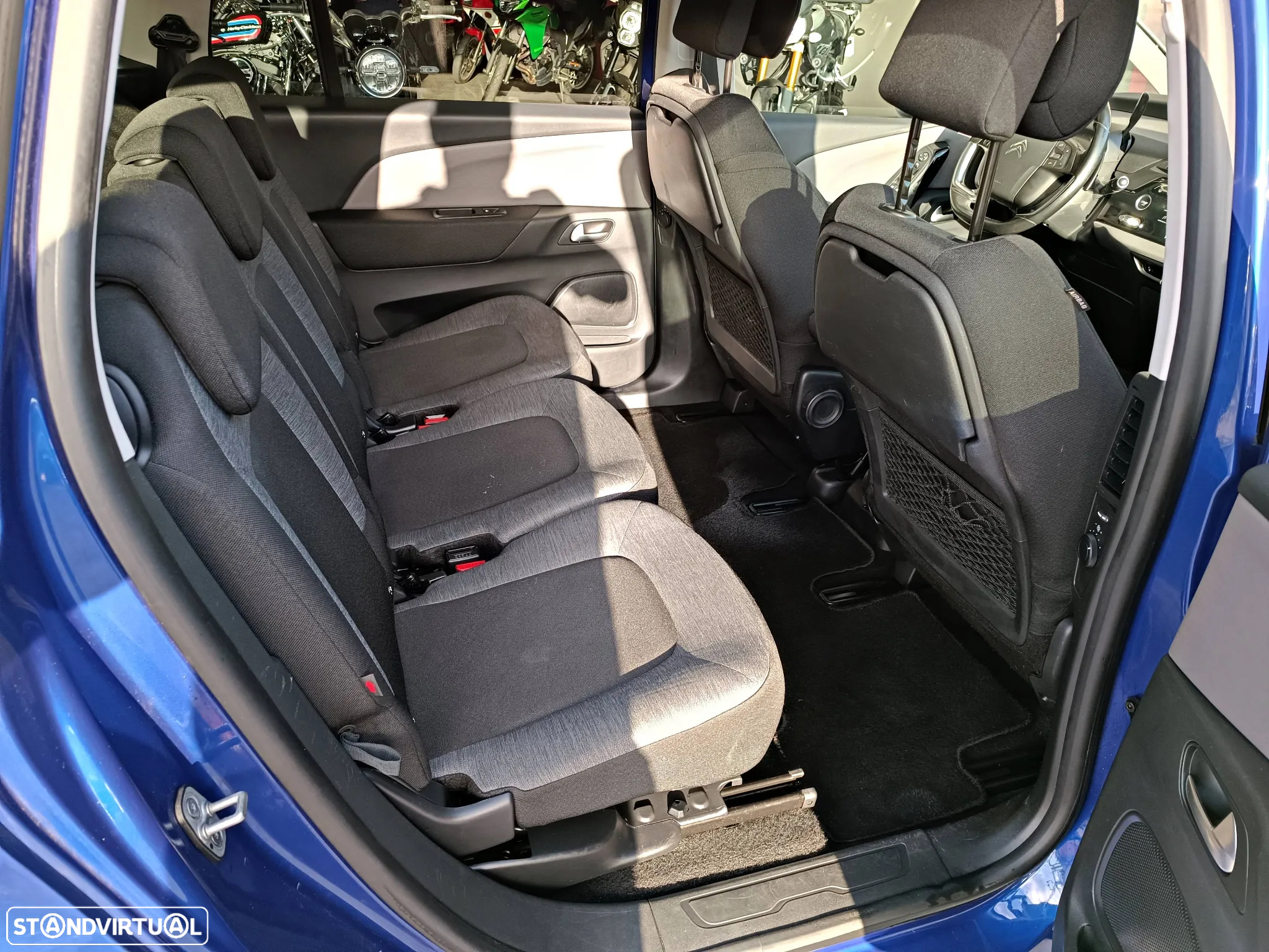 Citroën Grand C4 Spacetourer BlueHDi 120 Stop&Start EAT6 SHINE - 30
