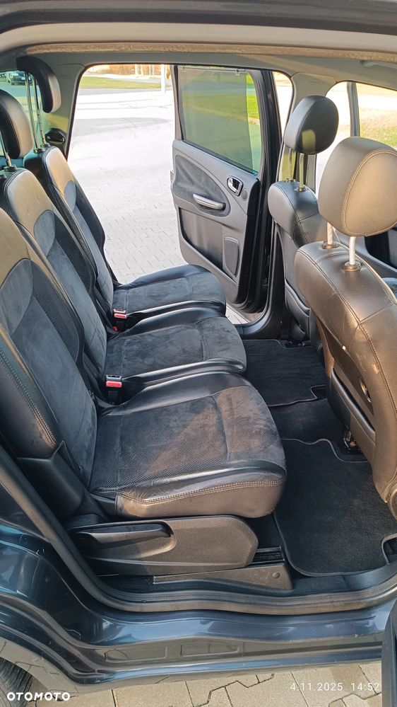 Ford S-Max 2.5 Titanium - 18