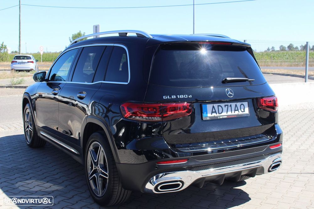 Mercedes-Benz GLB 180 d AMG Line - 14