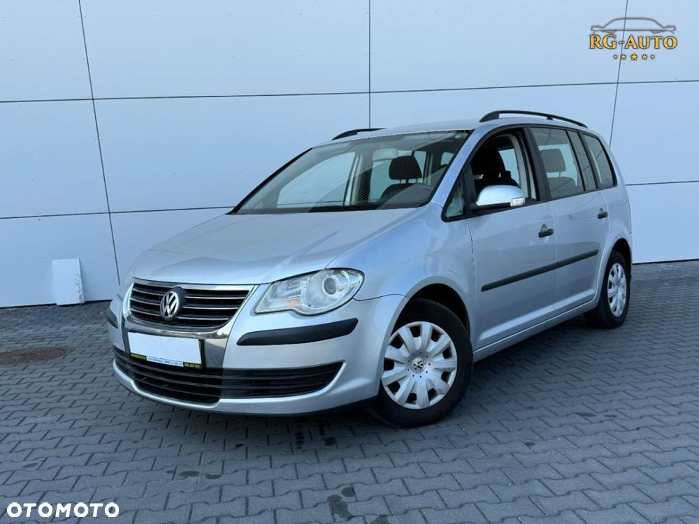 Volkswagen Touran - 13