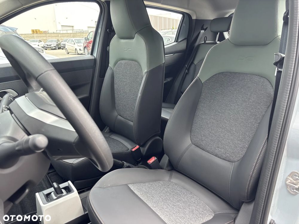 Dacia Spring Electric 24.3kWh 100 Extreme - 11