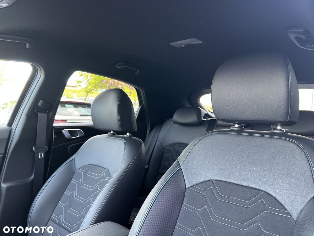 Kia XCeed 1.6 T-GDI Tribute DCT - 30