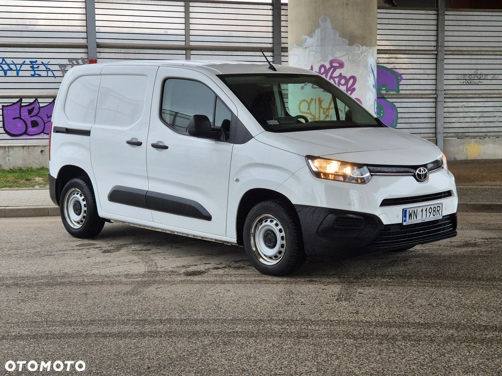 Toyota Proace City - 13