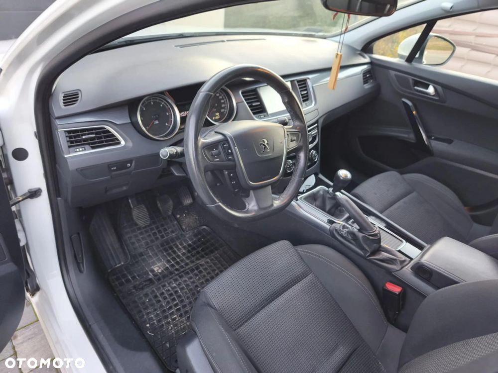 Peugeot 508 ver-2-0-bluehdi-allure-s-s - 10