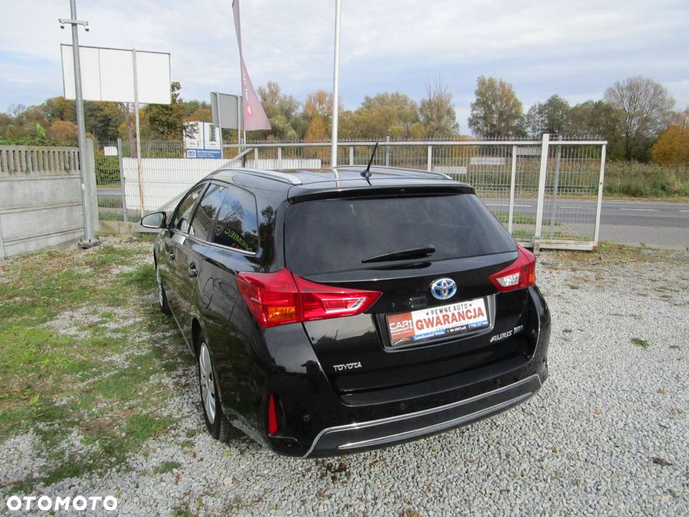 Toyota Auris - 16