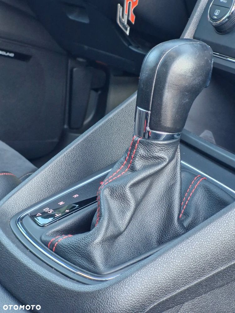 Seat Leon 2.0 TDI FR S&S DSG - 23