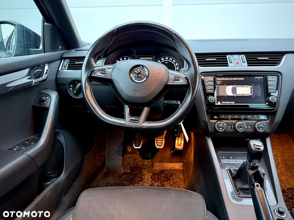 Skoda Octavia 2.0 TDI (Green tec) RS - 14