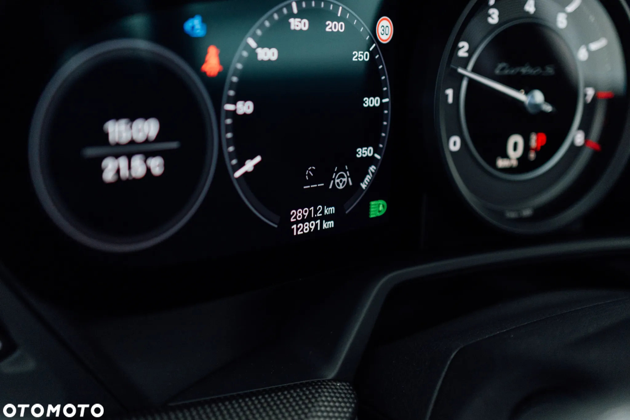 Porsche 911 Turbo S - 24